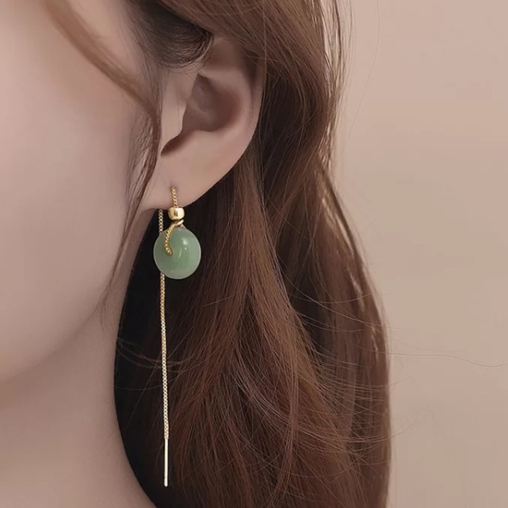 ๐ Hetian Jade Drop Earrings - Picture 3 of 4